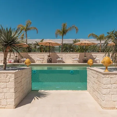 Borgo Belvedere Ξενοδοχείο με διαμερίσματα 4*