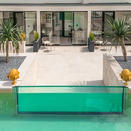 Borgo Belvedere Ξενοδοχείο με διαμερίσματα 4*