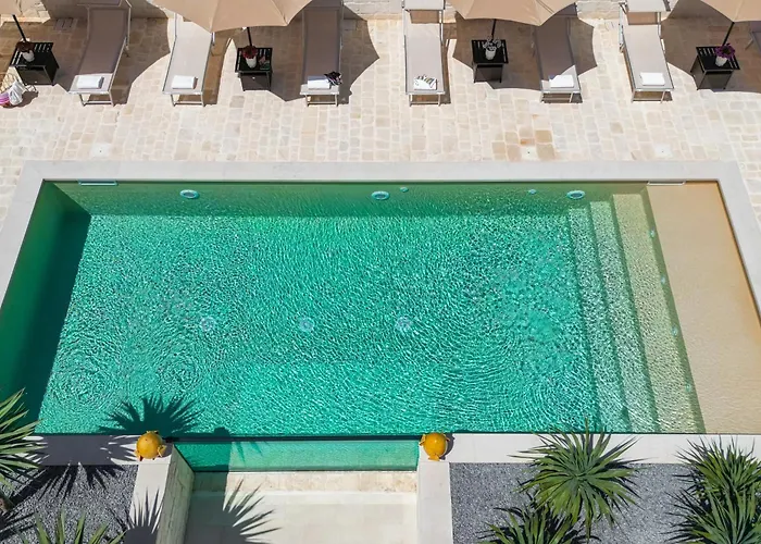 Appart hôtel Borgo Belvedere 4*